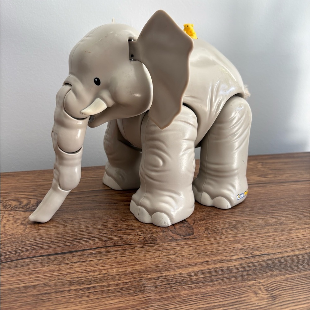 Fisher Price Little People Giant Elephant Interactive Sound Toy - Picture 3 of 5